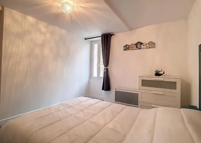 T2 Centre-ville Luc-sur-mer, A 30m Plage, Wifi, 4 Pers - Fr-1-746-13 Apartment Luc-sur-Mer